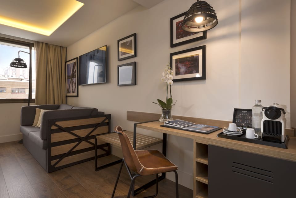 H10 Tribeca Hotel in Madrid