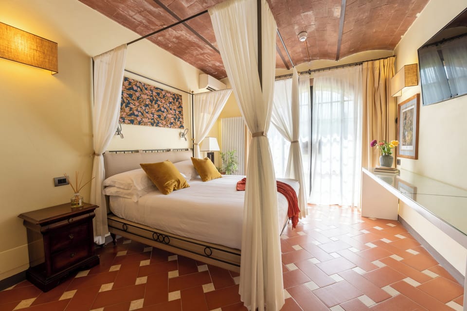 Deluxe Room, Terrace | Premium bedding, down comforters, pillowtop beds, minibar