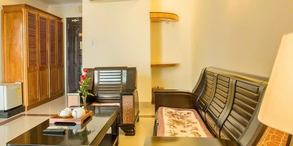 Family Room | Minibar, in-room safe, desk, WiFi (free)