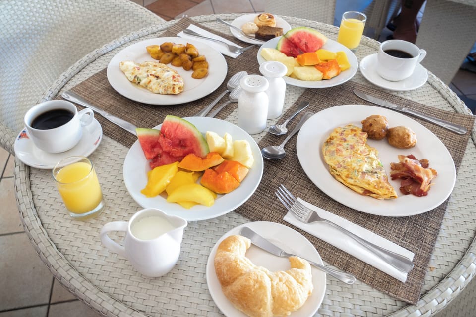 Daily buffet breakfast for a fee