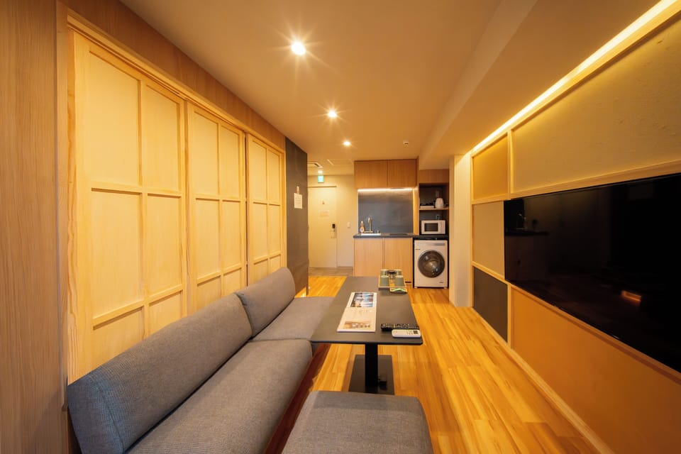 Standard Family Room (501) | Free WiFi