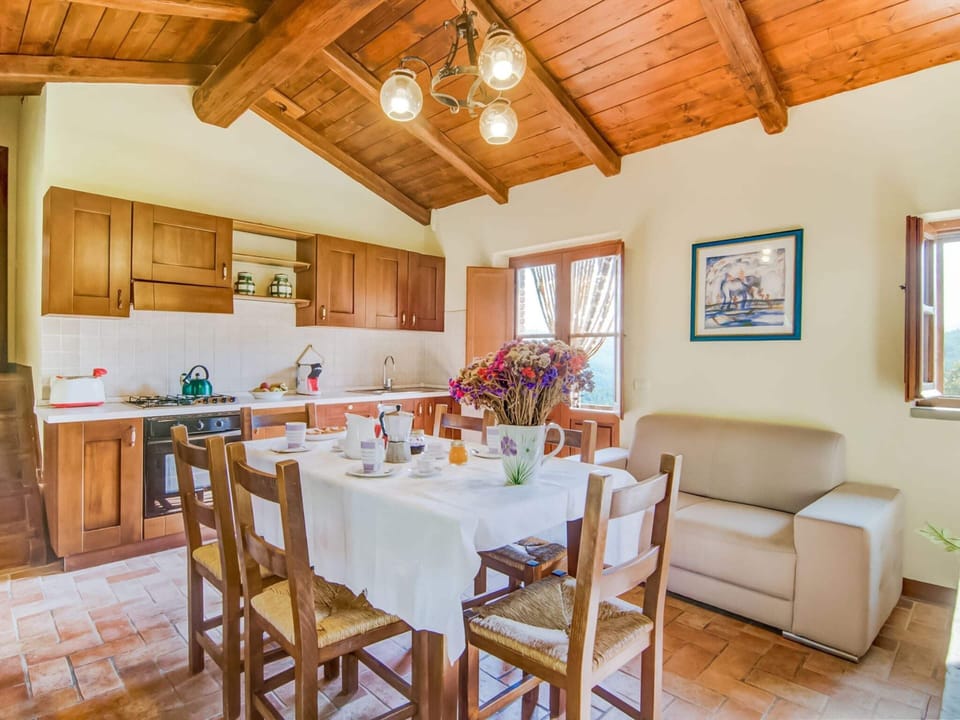 House | Dining