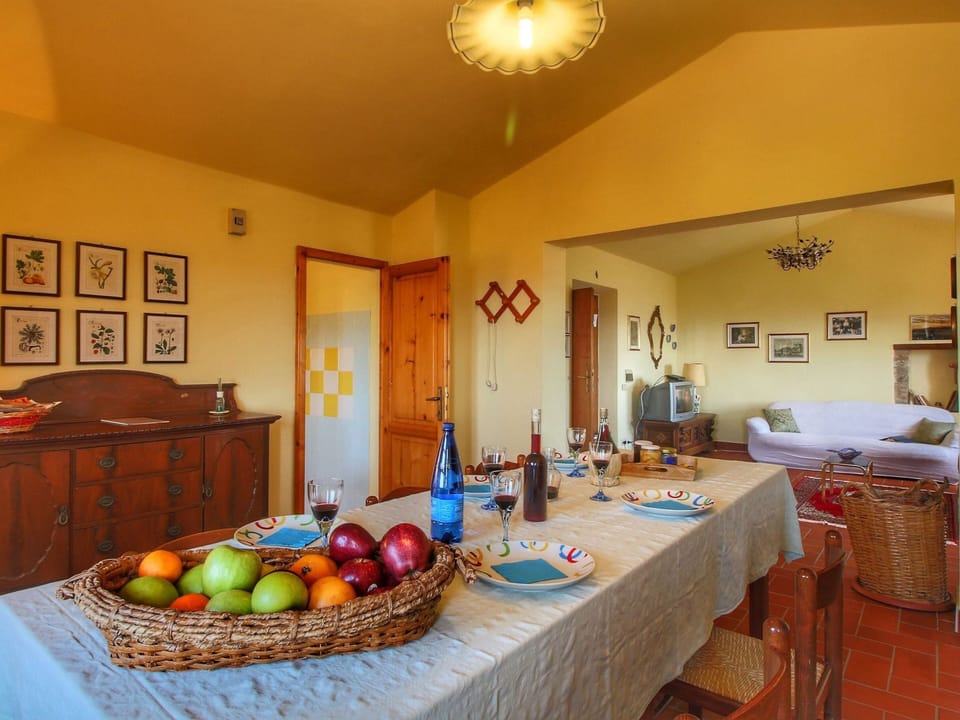 House | Dining