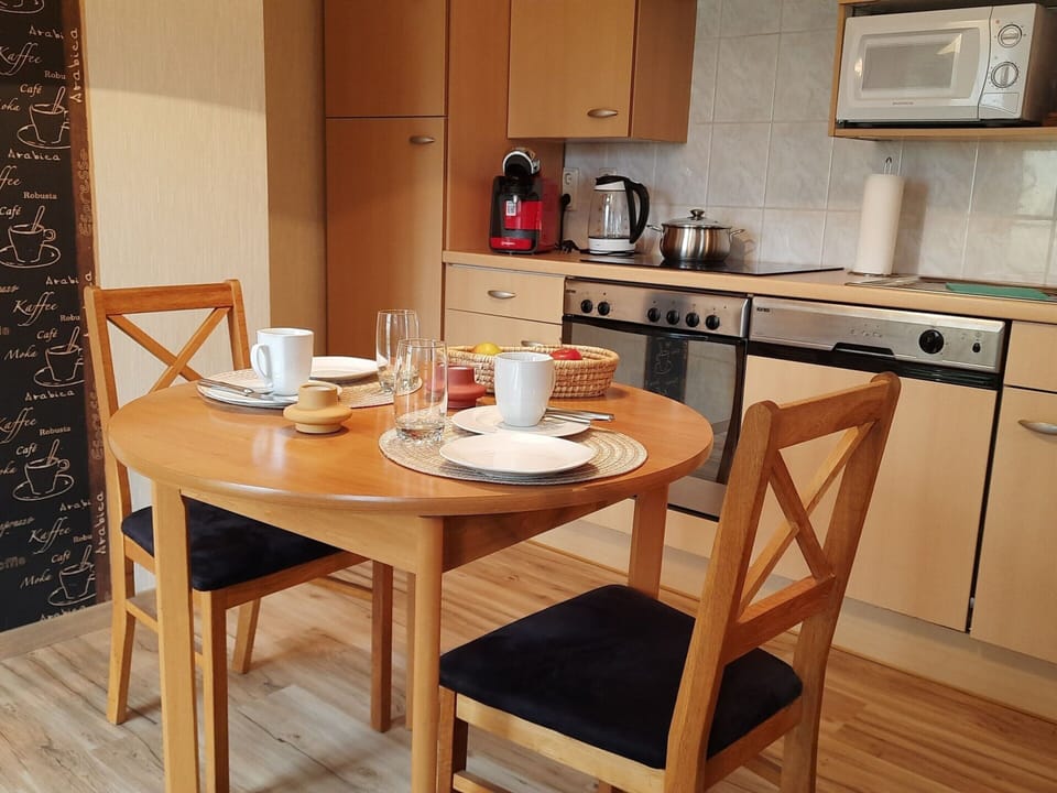 House | Private kitchen | Highchair