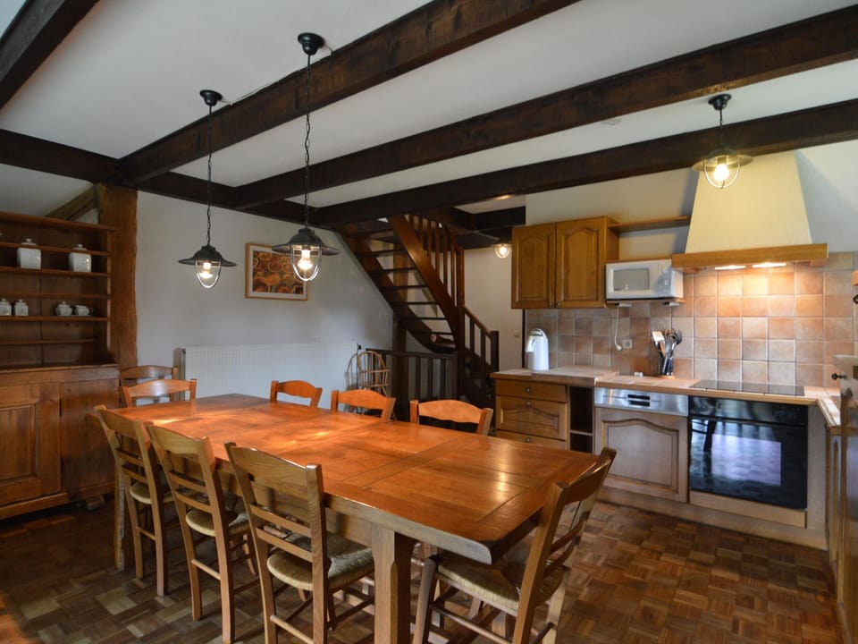 House | Private kitchen | Stovetop, highchair