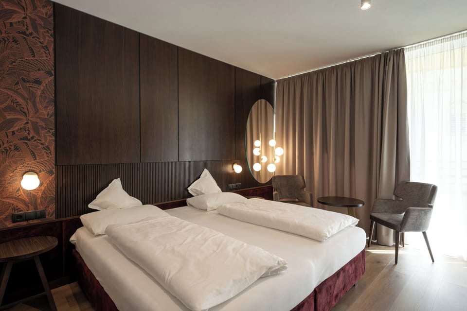 Double Room (Studio) | Minibar, in-room safe, soundproofing, free WiFi