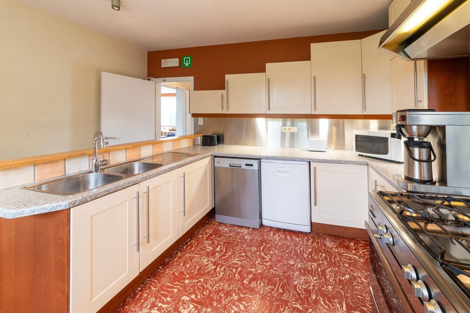 Cottage | Private kitchen | Highchair