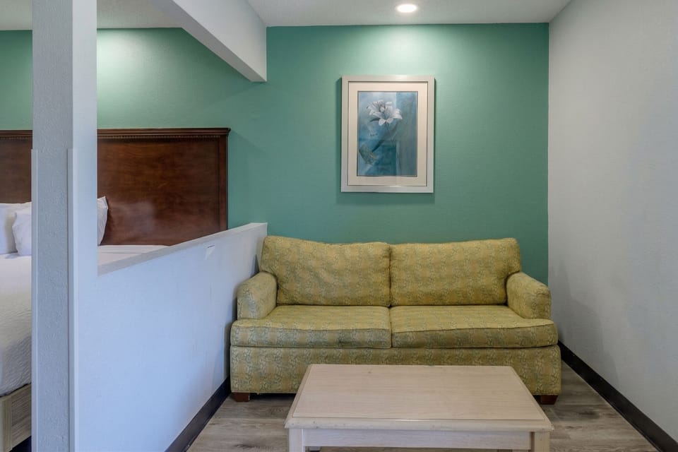 Room, Non Smoking (2 King Beds with Sofa Bed) | In-room safe, iron/ironing board, free WiFi, bed sheets