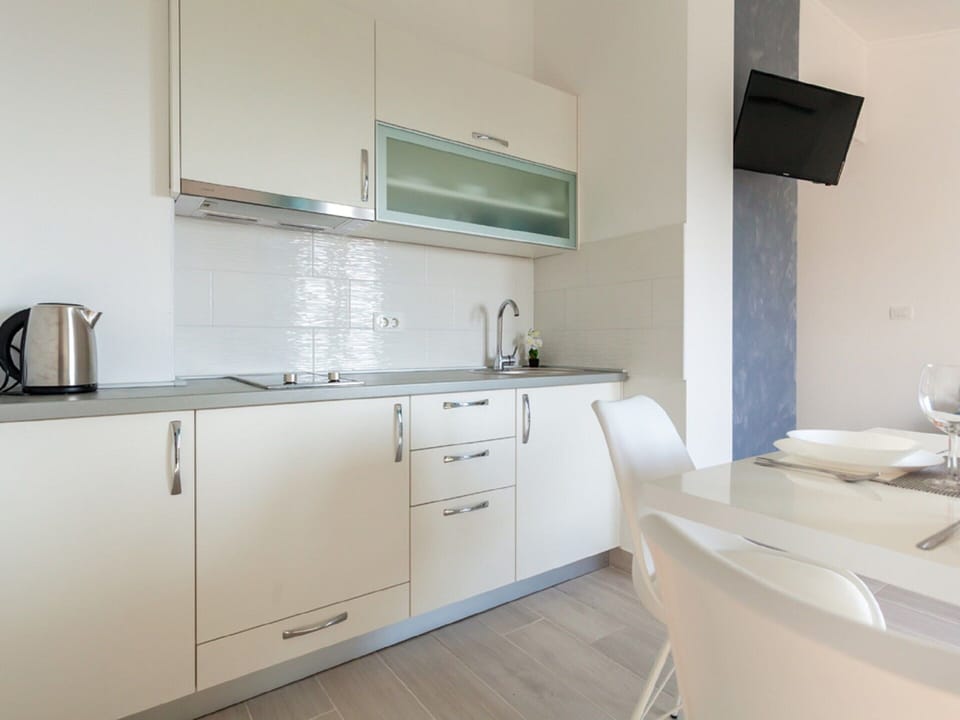 Apartment | Private kitchen | Electric kettle
