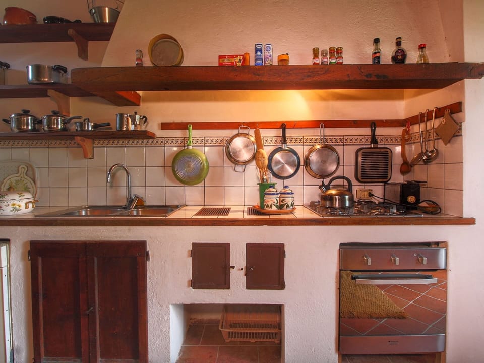 House | Private kitchen | Highchair