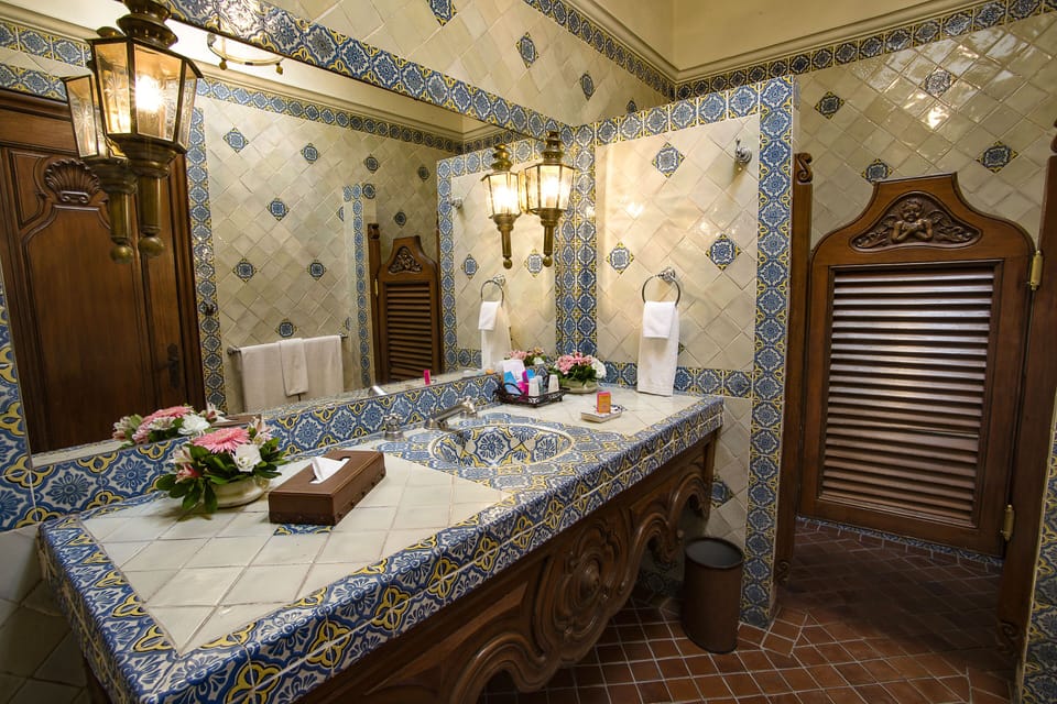 Free toiletries, hair dryer, bathrobes, slippers