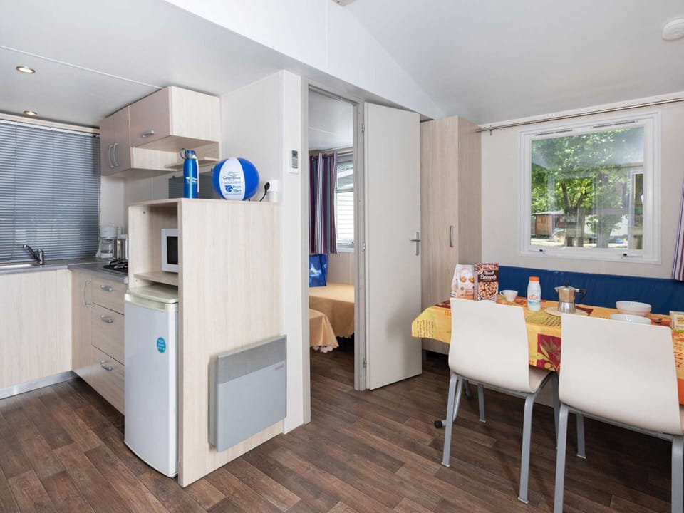 Chalet | Dining
