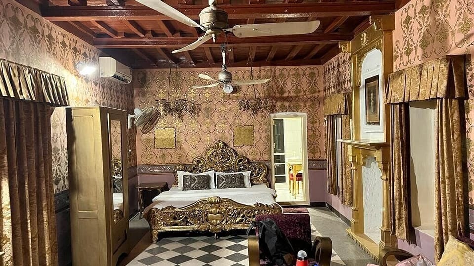 Deluxe Double Room | Individually decorated, individually furnished