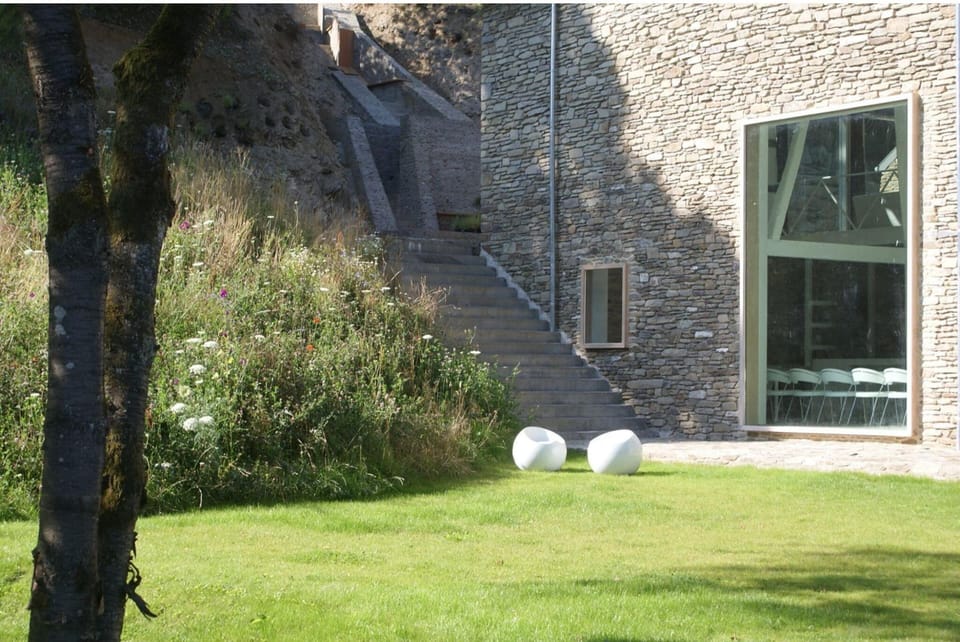 House | Reception