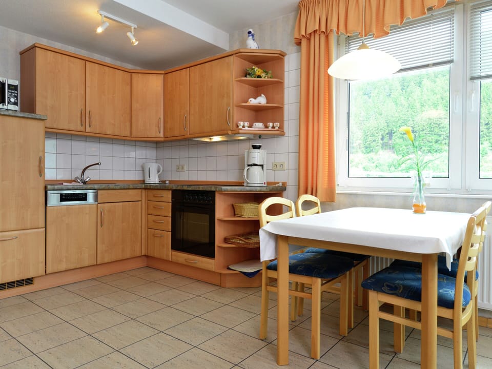 Apartment | Dining