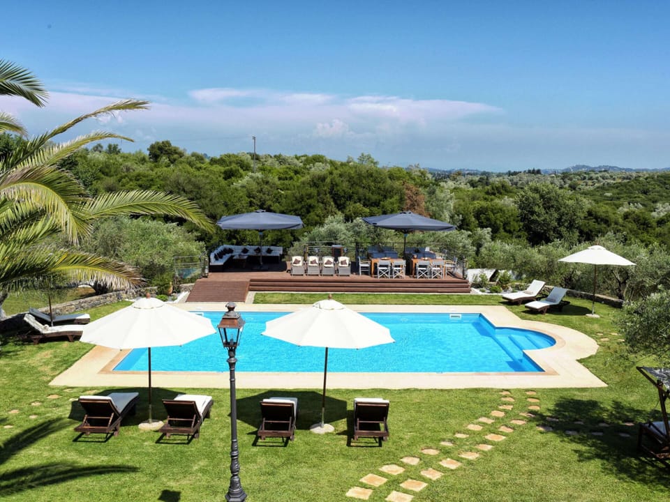 Villa | Pool | Indoor pool, outdoor pool