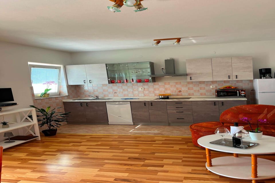 Apartment | Private kitchen | Electric kettle