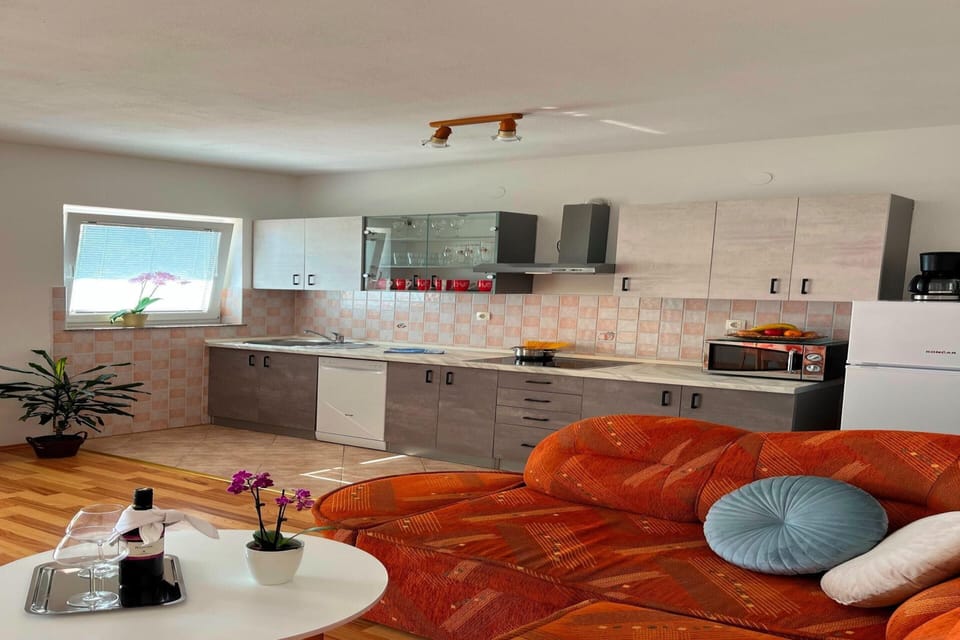 Apartment | Private kitchen | Electric kettle