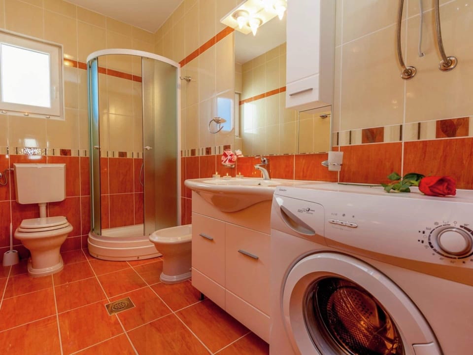 Adorable Apartment With Pool, Hot Tub & Terrace With Sea View Apartment in Primorje-Gorski Kotar County