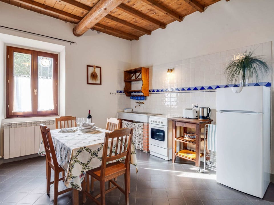 House | Dining