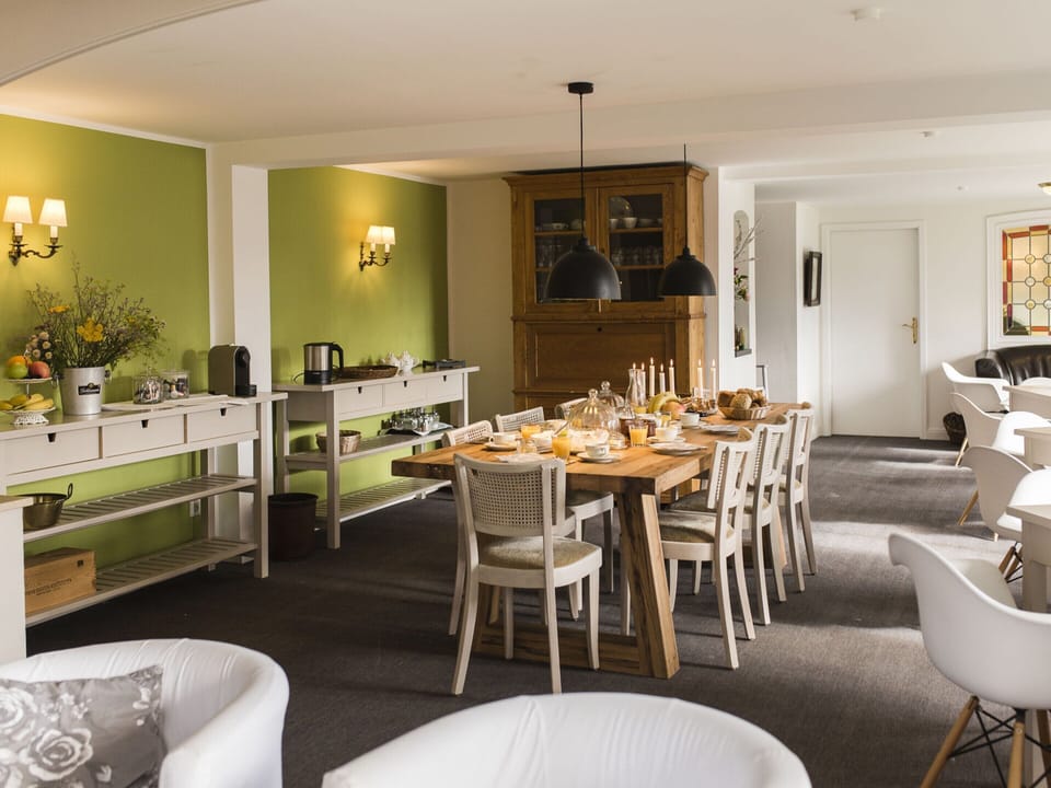 House | Dining