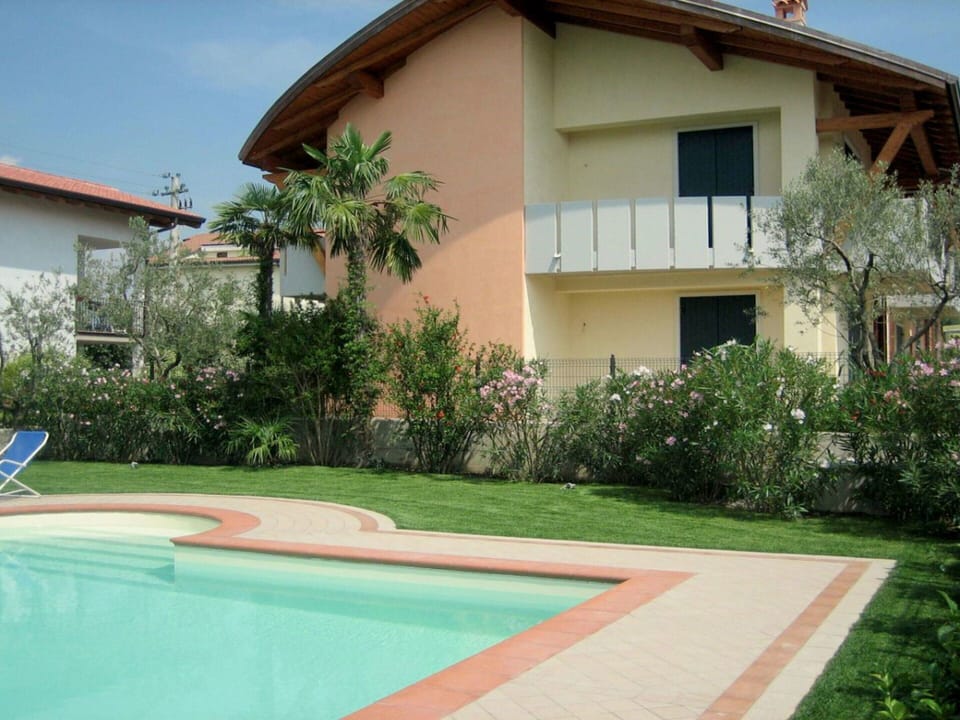 House | Pool | Outdoor pool