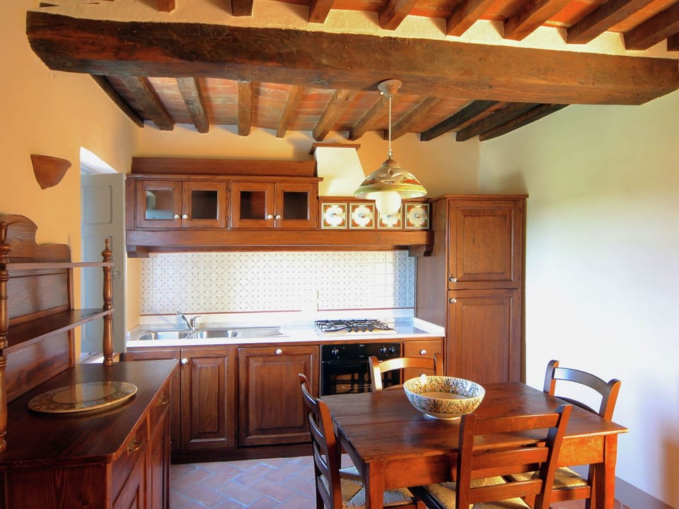 Villa | Private kitchen | Dishwasher, cookware/dishes/utensils