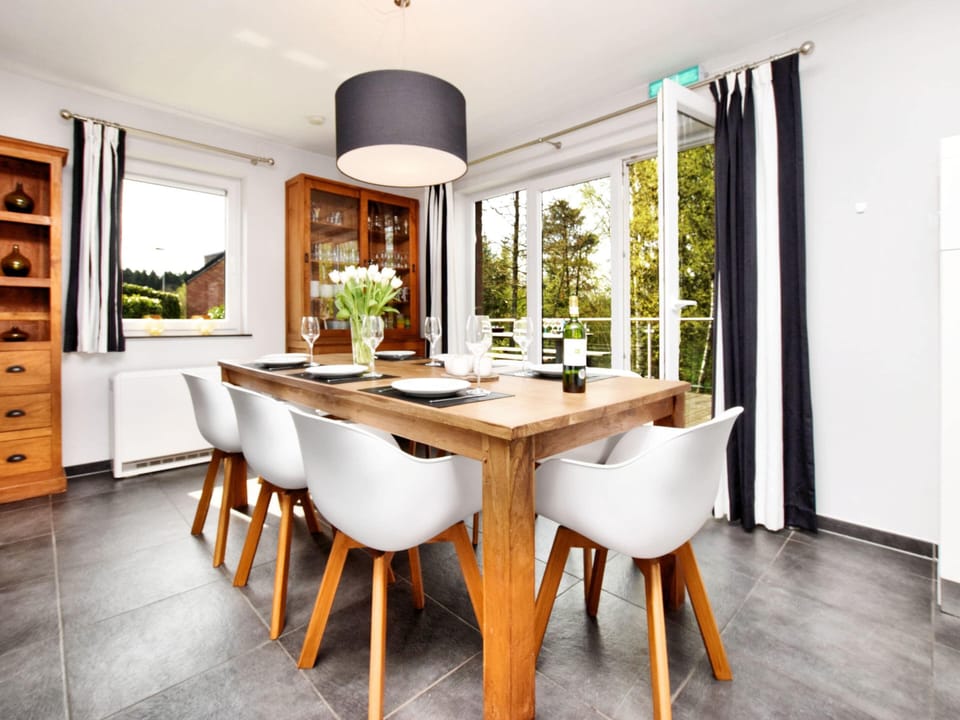 House | Dining