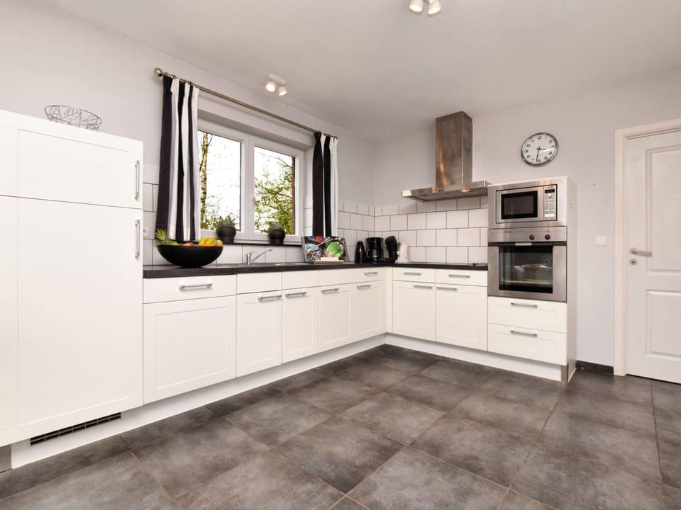 House | Private kitchen | Highchair