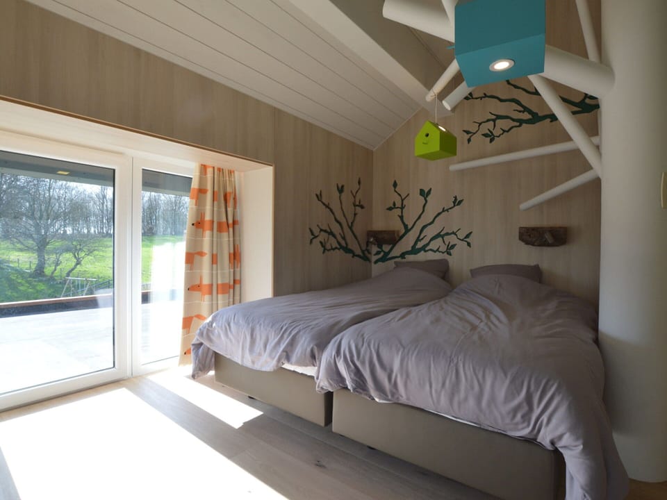 House | 4 bedrooms, individually furnished, bed sheets