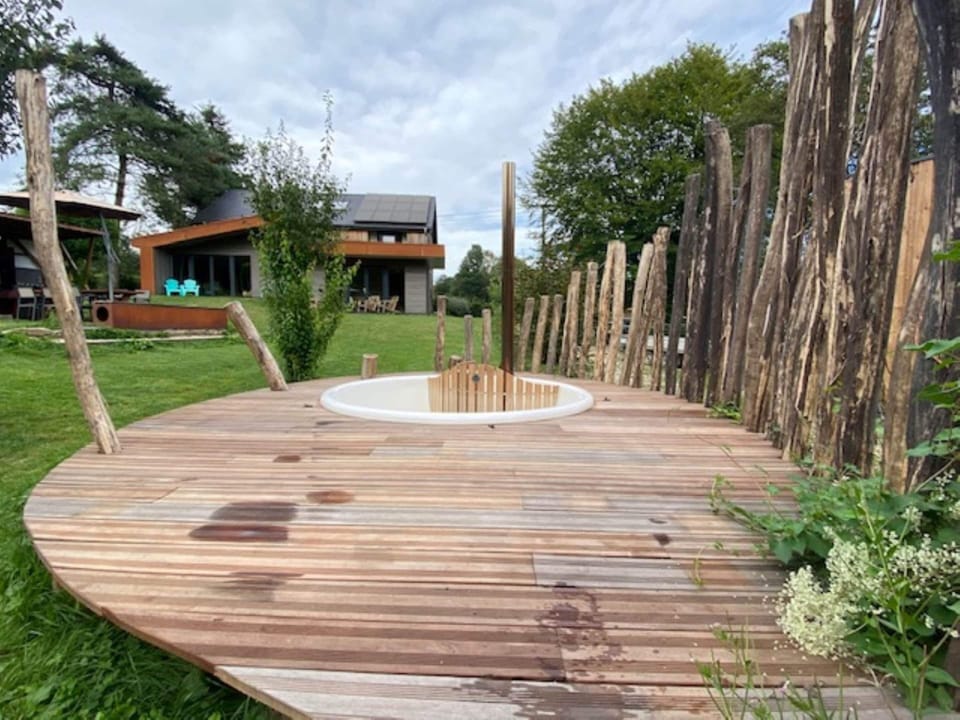 House | Property grounds