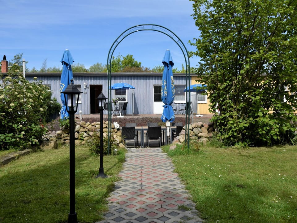 Apartment | Garden