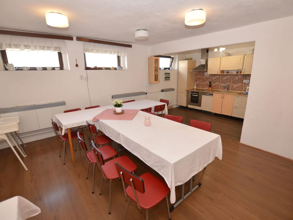 House | Dining