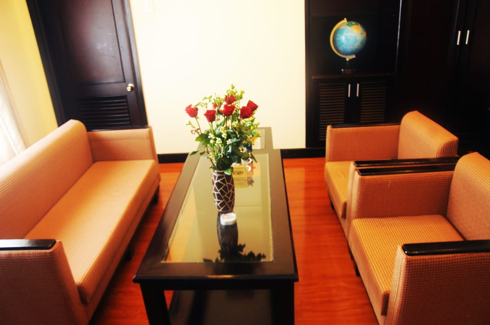 Suite, 1 Double Bed | Minibar, in-room safe, free WiFi, bed sheets