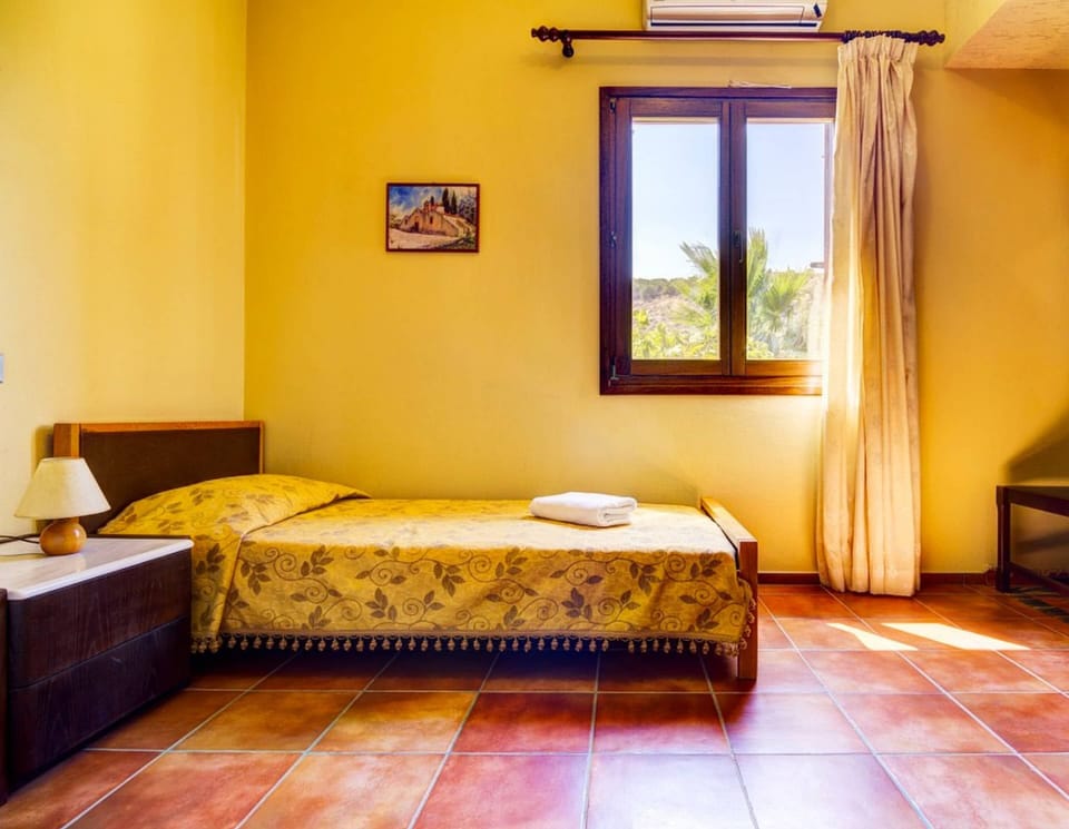Villa | 3 bedrooms, individually furnished, bed sheets