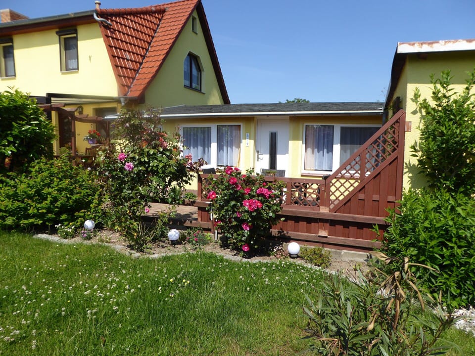 Bungalow | Exterior