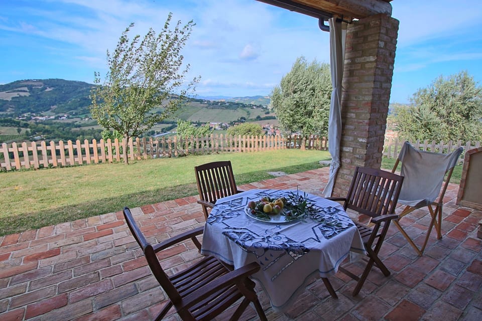Cottage | Balcony