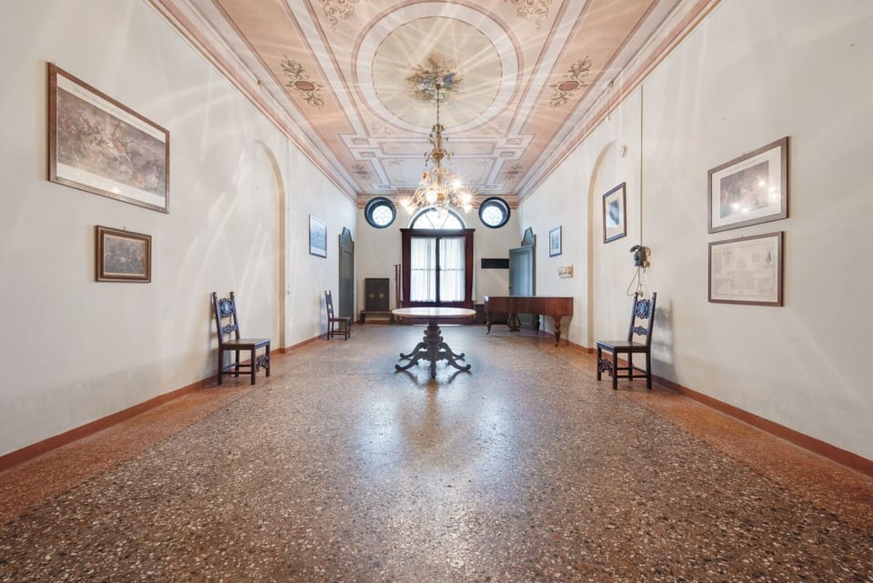 House | Reception