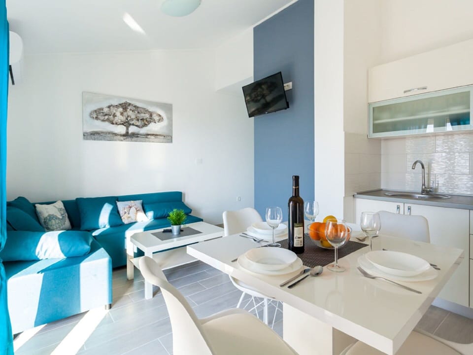 Apartment | Private kitchen | Electric kettle