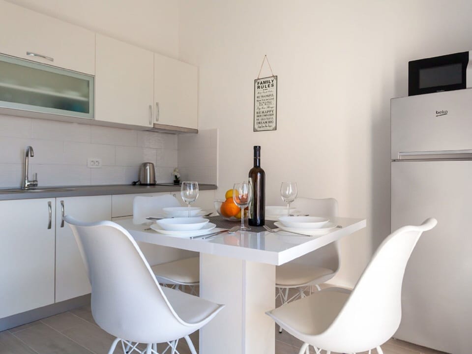 Apartment | Private kitchen | Electric kettle