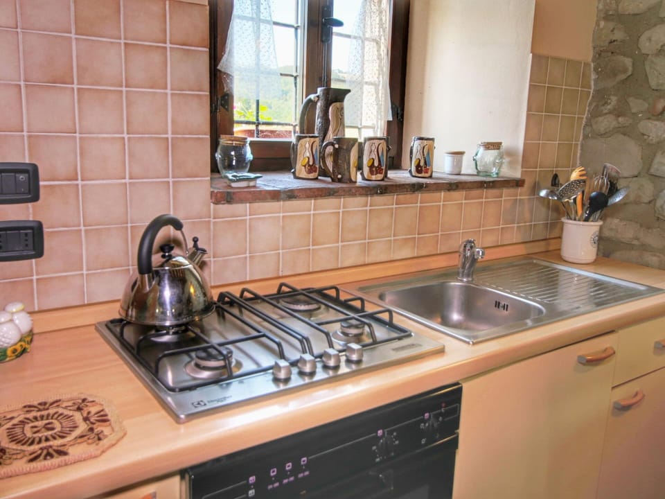 Apartment | Private kitchen | Highchair