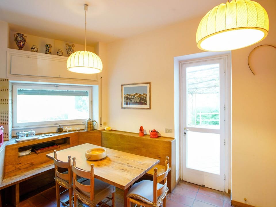 Villa | Dining