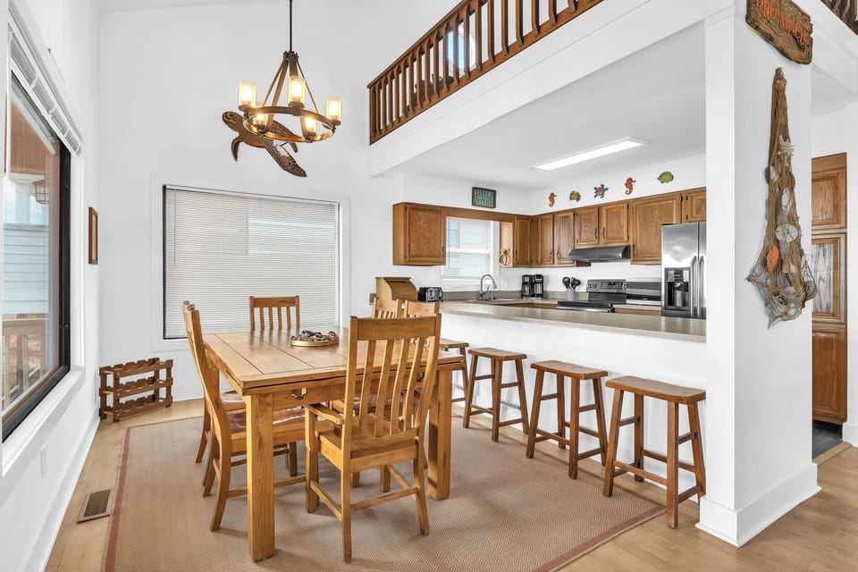 Dining Area / Kitchen - 1st Level Southwest