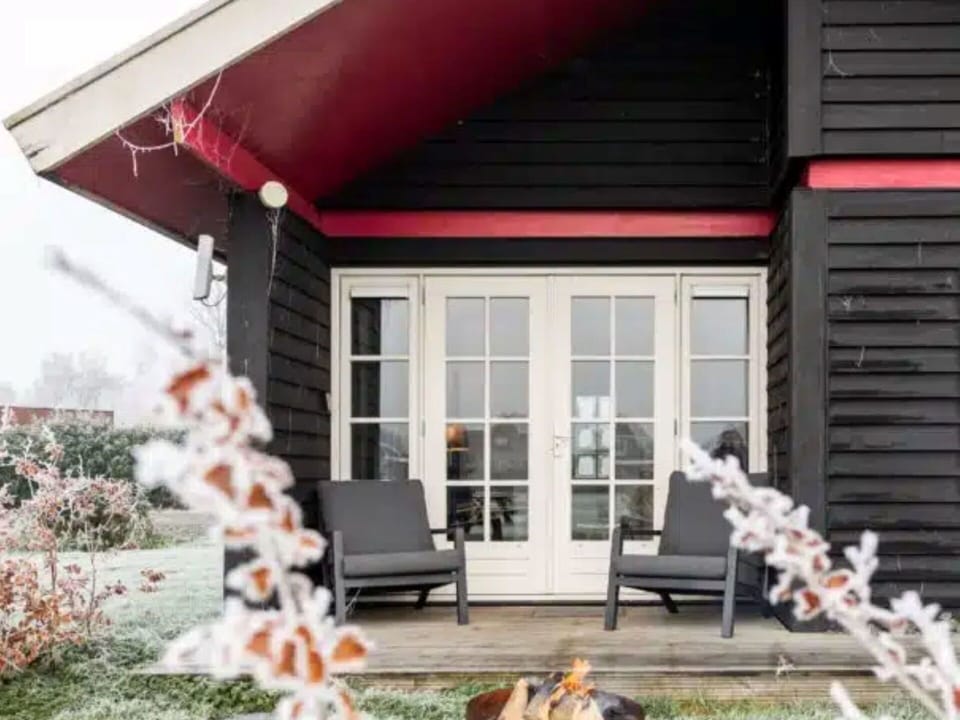 Cottage, Siding, Outdoor Furniture, Chair, Shade, Porch, Yard, Farmhouse, Garden Buildings, Hardwood