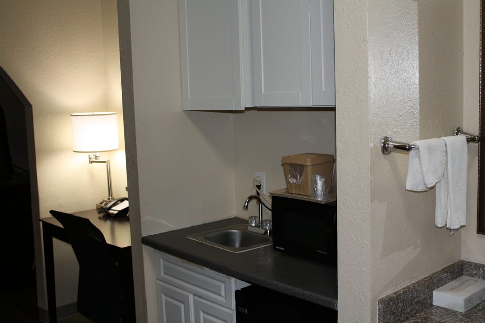 Suite, 1 King Bed with Sofa bed, Non Smoking (Upgrade) | Desk, laptop workspace, blackout drapes, soundproofing