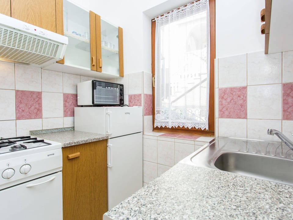 Apartment | Private kitchen