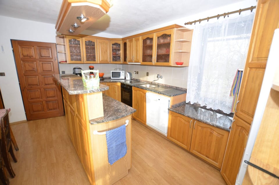 House | Private kitchen | Microwave