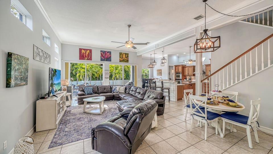 Breezy, open, and effortlessly connected—this inviting space flows from lounging, to cooking, to gathering.