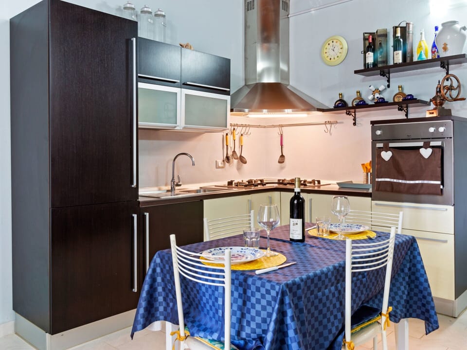 House | Private kitchen | Highchair