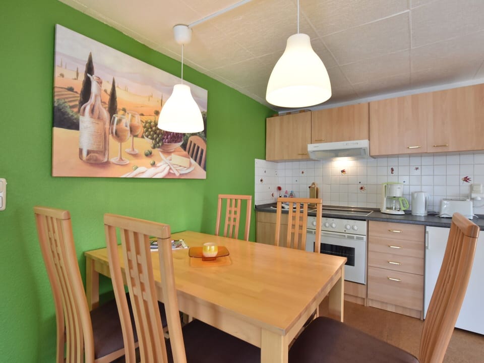 Apartment | Dining